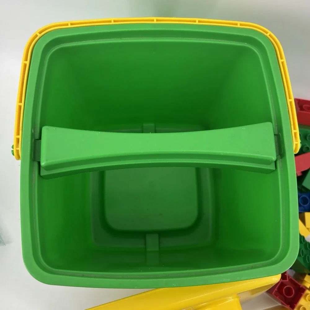 Lego Duplo Green Bucket / Yellow Lid + 60 Bricks 1992 Vintage